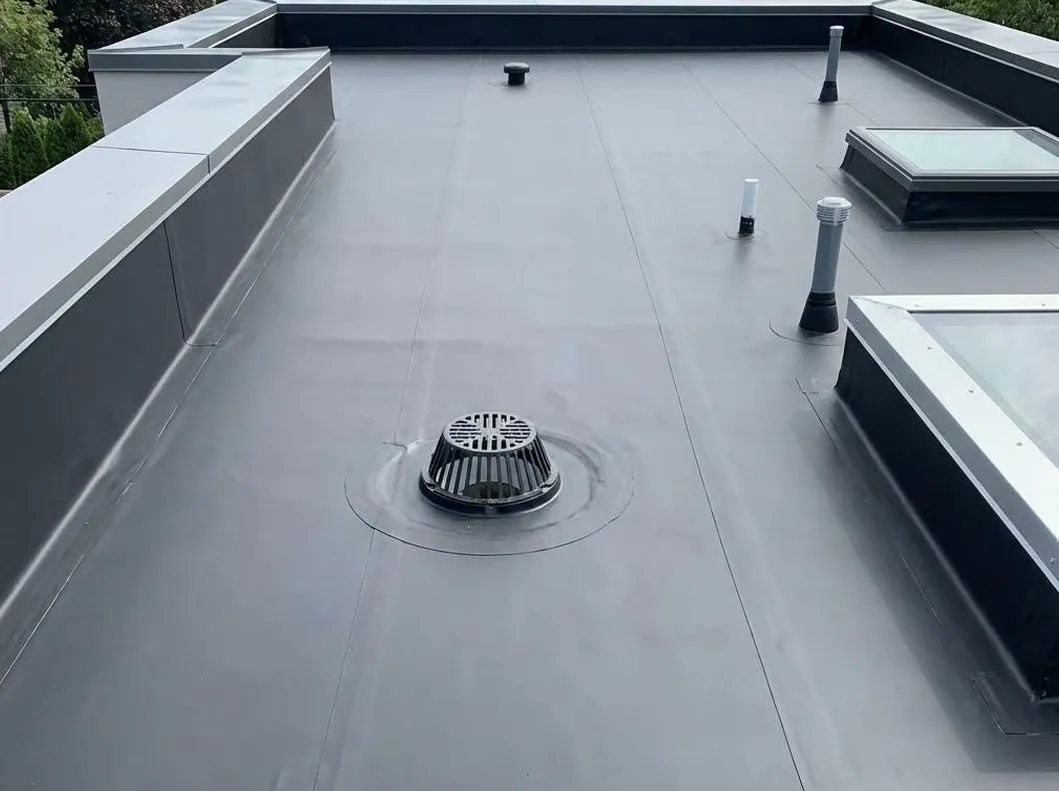 Local flat roof repair company in Post Falls ID